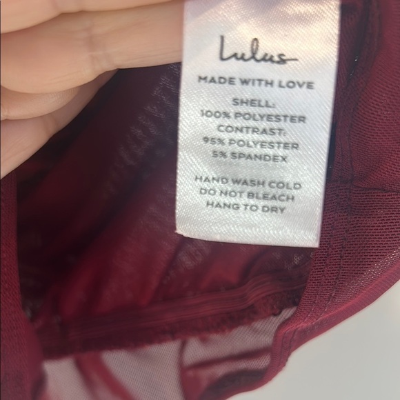 Lulu’s plunging v neck drape Sequin Burgundy One Piece bodysuit women’s medium - Picture 2 of 10